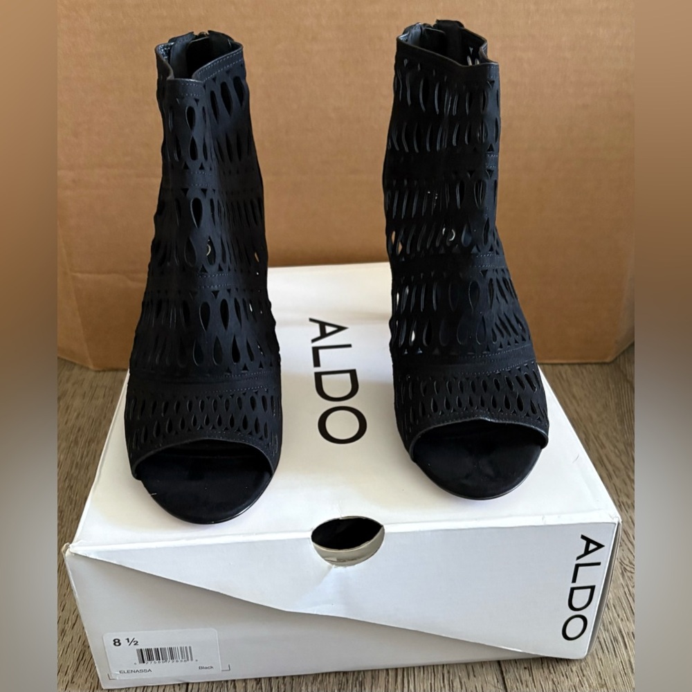 New Aldo Black Suede Cut Out Open Toe Stiletto Heels size 8.5